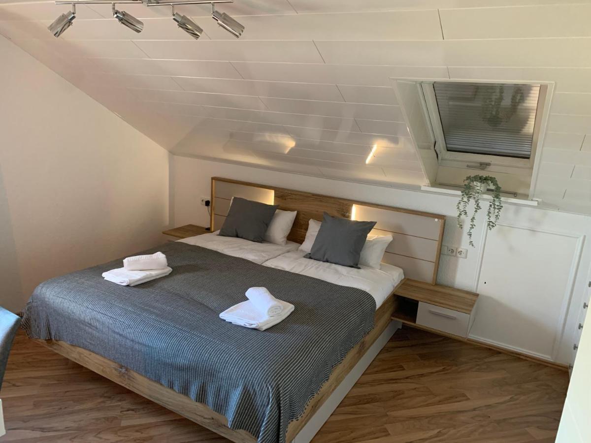 2 Zimmer Ferienwohnung Obersulm Bagian luar foto